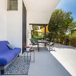 Eco House Corinne