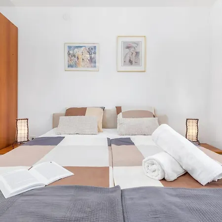 別荘 Eco House Corinne
