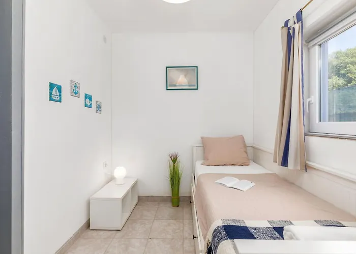 Eco House Corinne Vakantiehuis Peroj